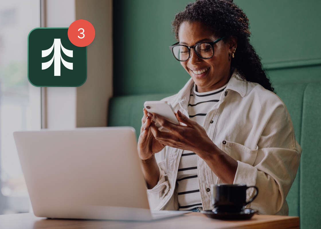 woman using setmore connect on mobile